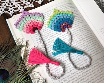 Crochet Bookmark, Peacock Feather Bookmark, College Student's Textbook Accessories, Planner Accessories, Bookmarker, Unique Gifts