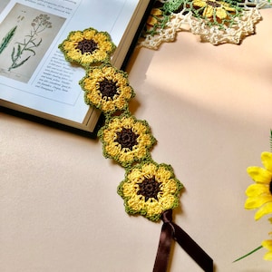 Crochet Bookmark, Sunflower Bookmark, Flower Bookmark, Retirement Gift, Mother's Day Gifts, Sunflowers, Unique Bookmark, Floral Bookmark
