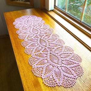 Crochet Table Runner: Vintage Pineapple Design, Orchid Pink Cotton