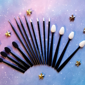 Mica Powder Brush Set: Detail, Point, Fine Tip (Pack of 16)
