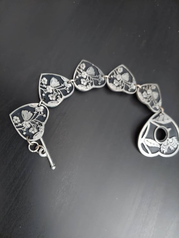 Metal Heart Bracelet