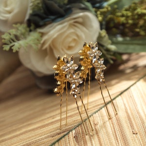 Horquillas para el pelo de novia Golden Blossom: abraza la belleza de la naturaleza con un toque de elegancia