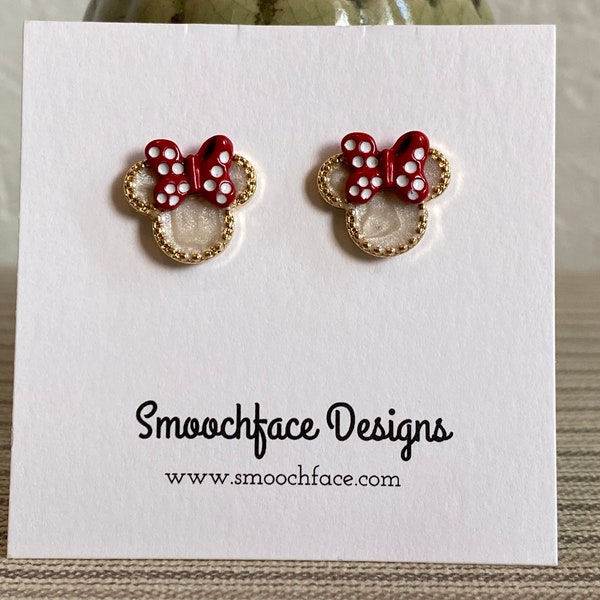 Golden Minnie Clip On Earrings!