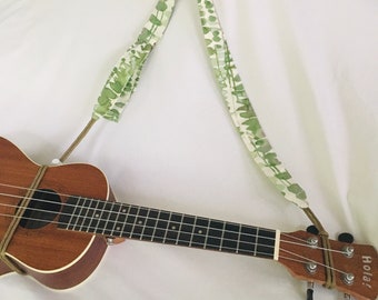 Ukulele strap - Hands free - Adjustable - Boston Fern - available in Baritone