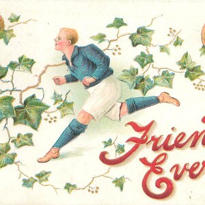 Atleta che corre attraverso Ivy Basket e calcio "Friends Ever" Cartolina in rilievo usata per posta