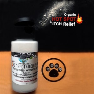Pó orgânico para pontos quentes com cúrcuma para cães, dermatite canina, anti-coceira, cicatrização de feridas, eczema úmido, pontos quentes, bem-estar ayurvédico para cães