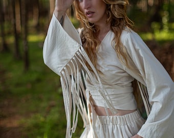 Top bohemio cruzado de algodón orgánico con flecos: ropa éticamente hecha a mano