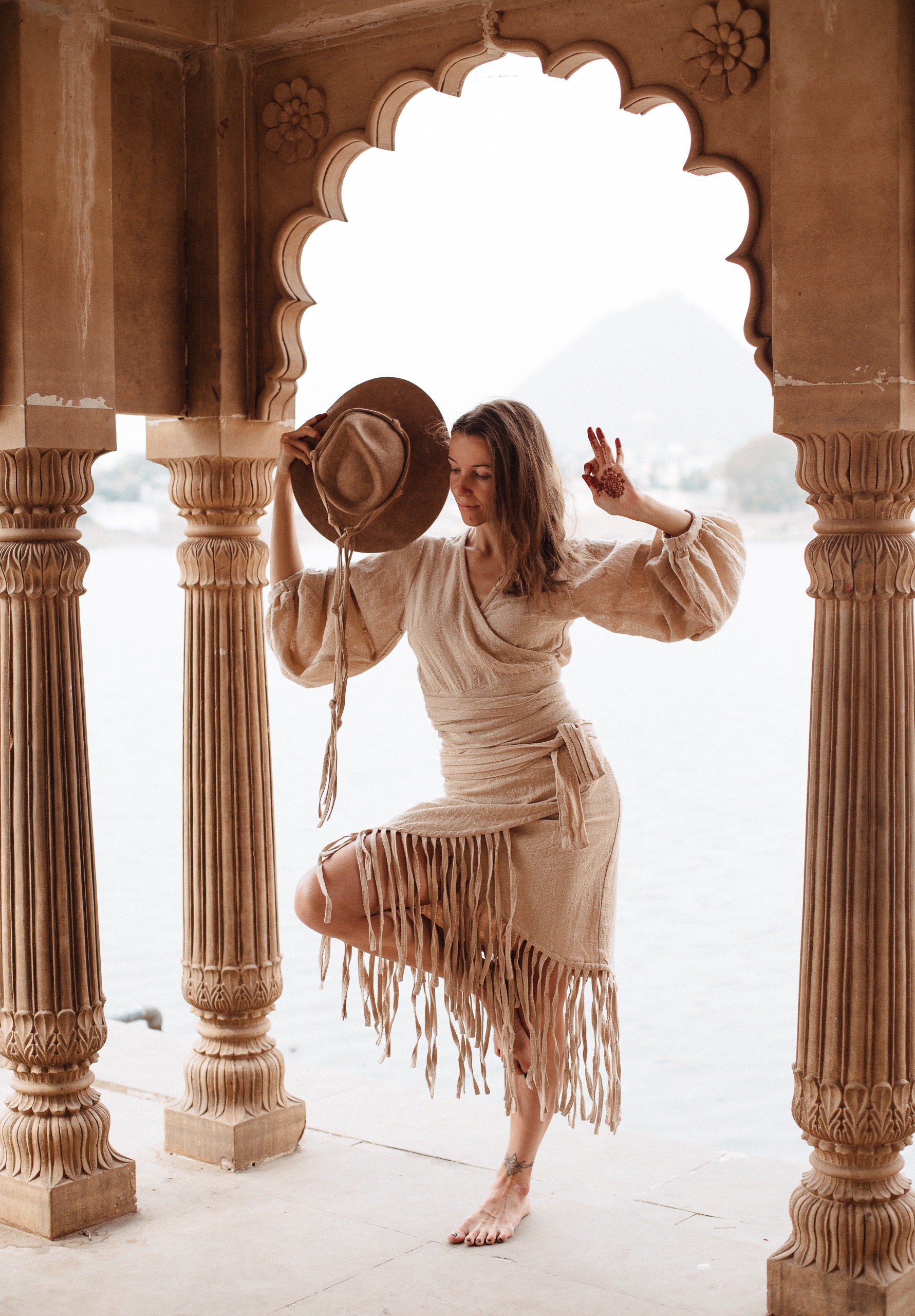 【mnem】Fringed bohemian skirt Fringe Boho Skirt/festival Skirt/beige Wrap Skirt/bohemian
