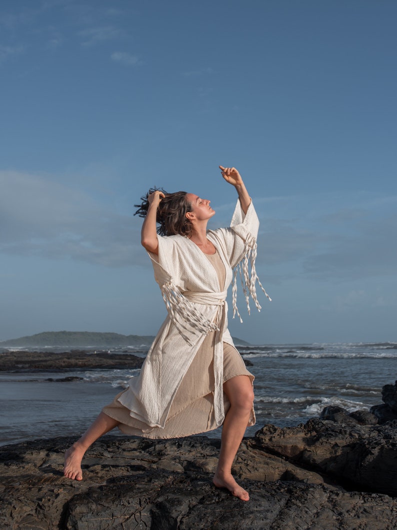 White Bohemian Cardigan Robe/Boho Robe/Kimono Fringe Jacket/Cotton Wedding Robe/Beach Wear Cover Up zdjęcie 6