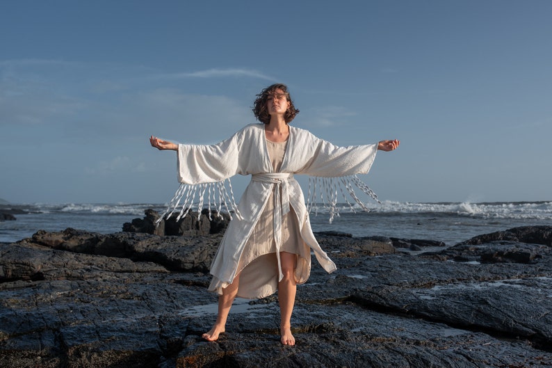 White Bohemian Cardigan Robe/Boho Robe/Kimono Fringe Jacket/Cotton Wedding Robe/Beach Wear Cover Up zdjęcie 9