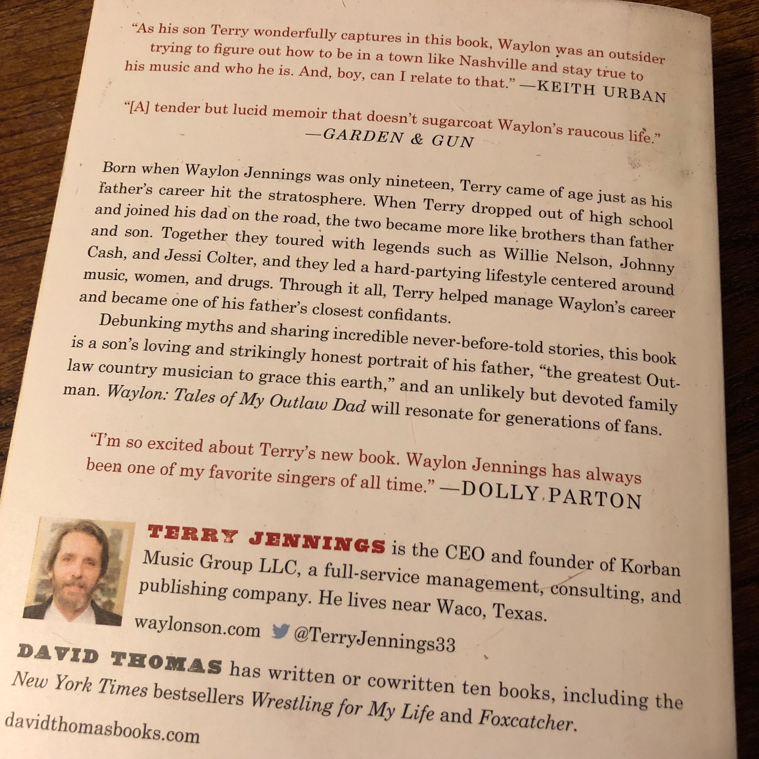 Waylon Jennings Softcover Book 2016 Bluegrass Cmt Grammys -