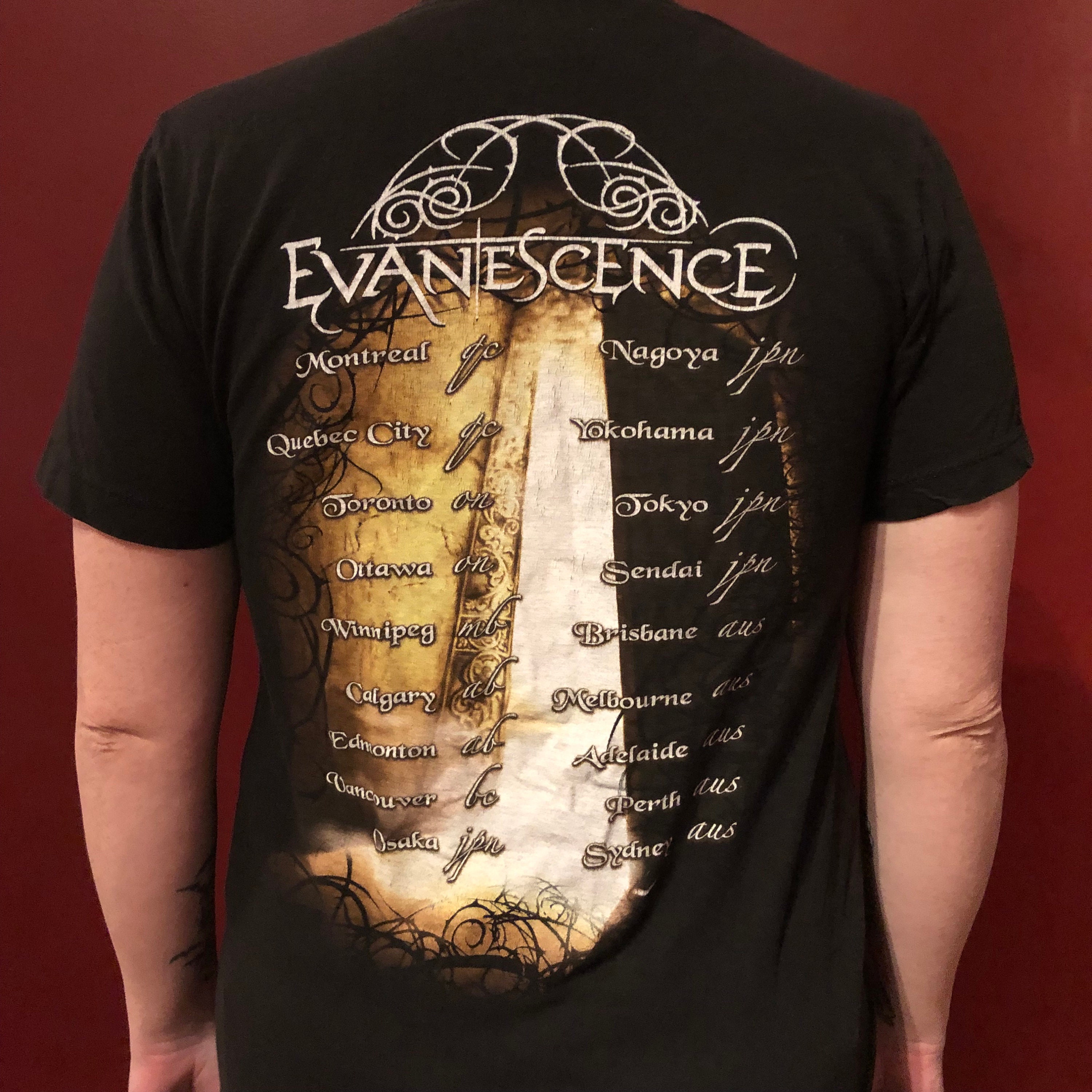 best place to buy band t shirts