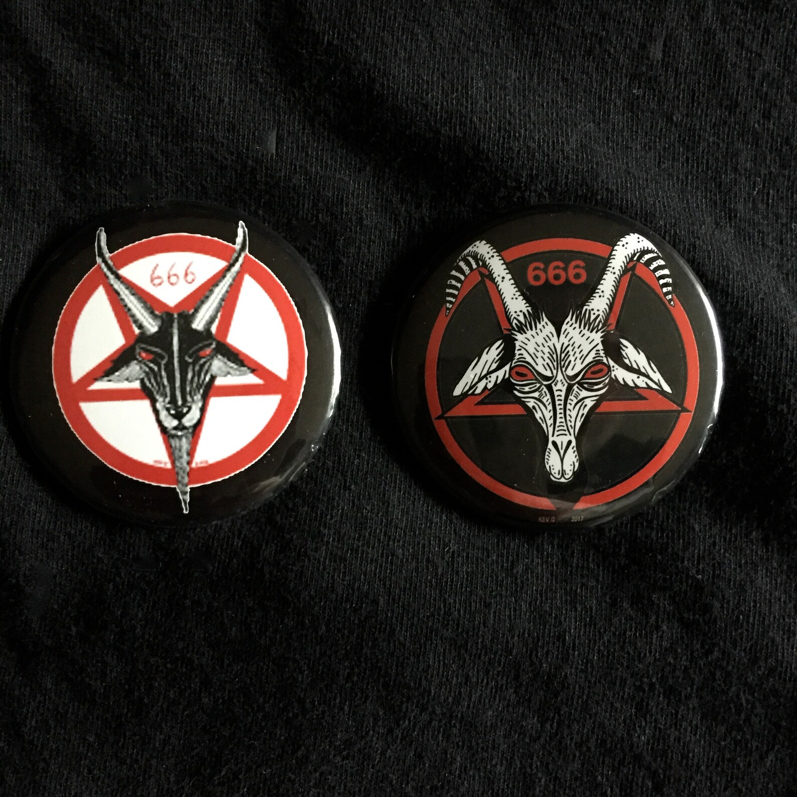 Пентаграмма vampire. Вампирская пентаграмма. значок 25мм satan the devil.