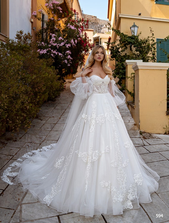 Ball Gown Wedding Dress 594, Removable Sleeves Wedding Dress