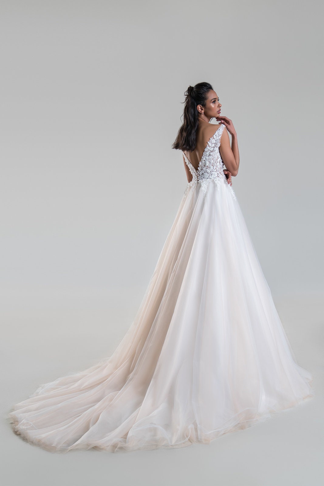 A-line Wedding Dress Everlee V-neck 