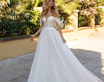 A-line wedding dress 604, Removable sleeves wedding dress, Bridal gown, Ivory wedding dress, Transformer wedding dress, lace wedding dress
