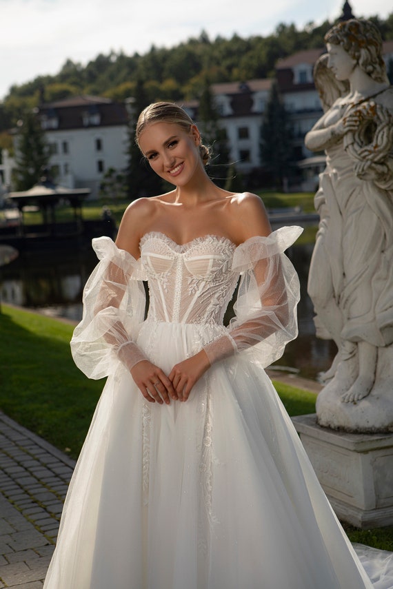 A-line Wedding Dress Francuasa, Removable Sleeves Wedding Dress