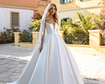 Ball gown wedding dress 617, V-neck  wedding dress, Short sleeves wedding dress, Bridal gown, Cathedral wedding dress