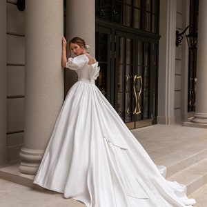 Ball gown wedding dress 5311, Satin wedding dress, Ivory wedding dress, Bridal gown image 3