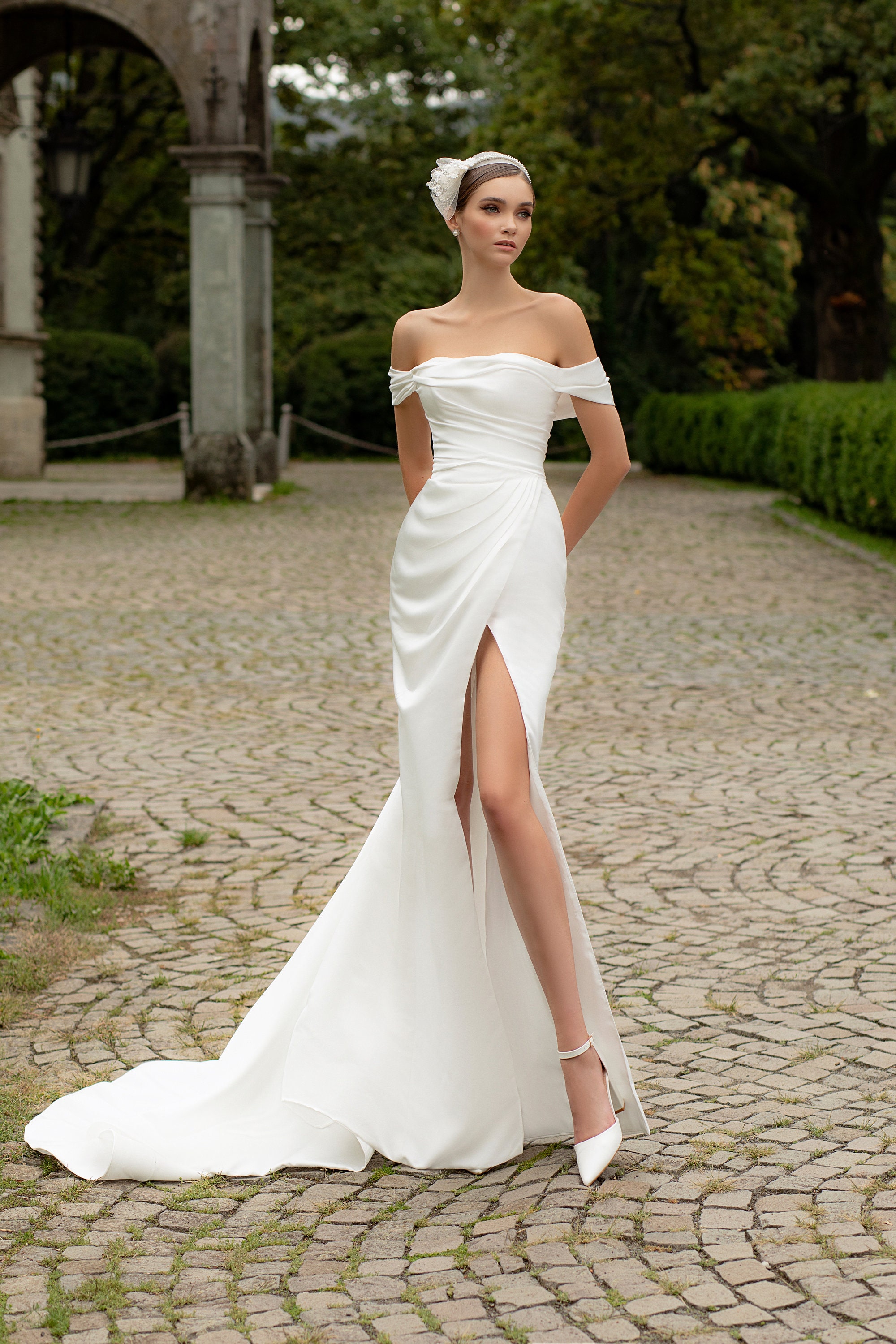 sheath wedding dresses