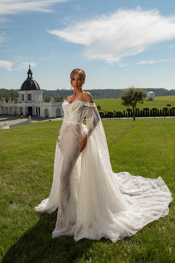 Sheath wedding dress with cheap train
