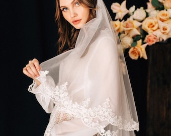 Lace Wedding Veil Amara, bridal veil, chapel veil, cathedral veil, veil with comb, two-tier veil