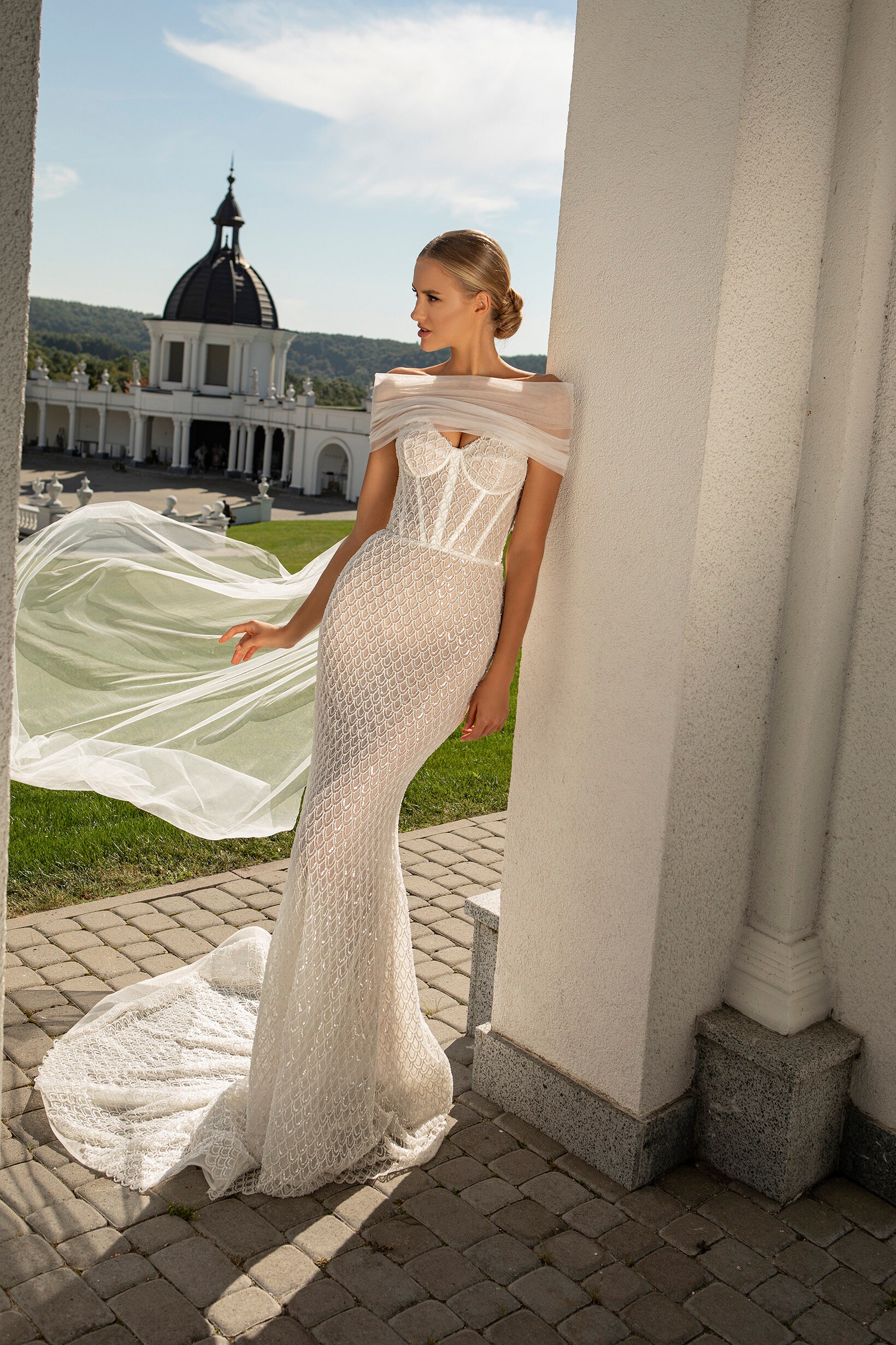 Sweetheart Wedding Dress with Cape