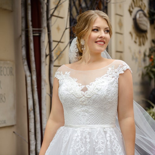 Plus Size Wedding Dress Sherry Plus Size Bridal Gown A-line | Etsy