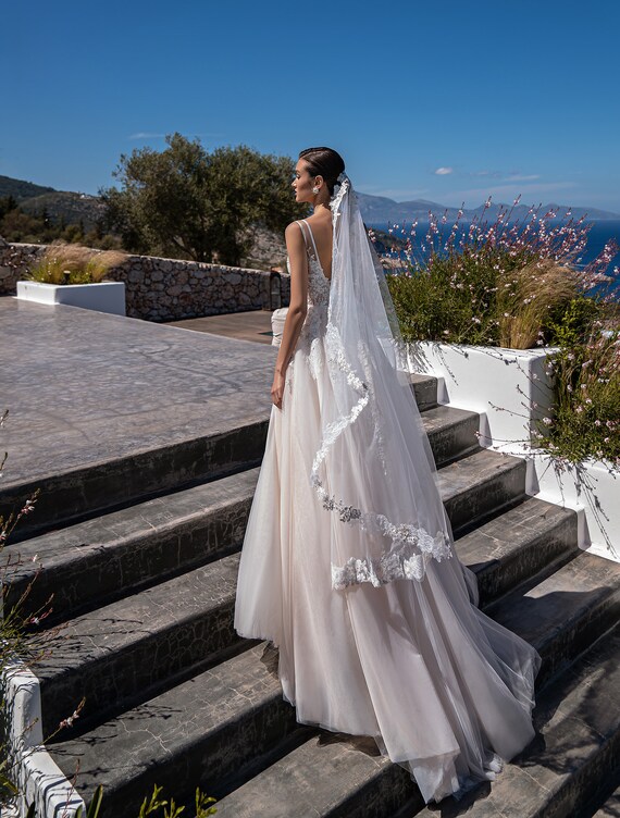 Gorgeous bridal veils in NYC