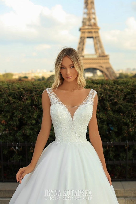 Ball Gown Wedding Dress LB2330, Size 12 in Stock, Bridal Gown, Ivory Wedding  Dress, Sleeveless Wedding Dress -  Israel