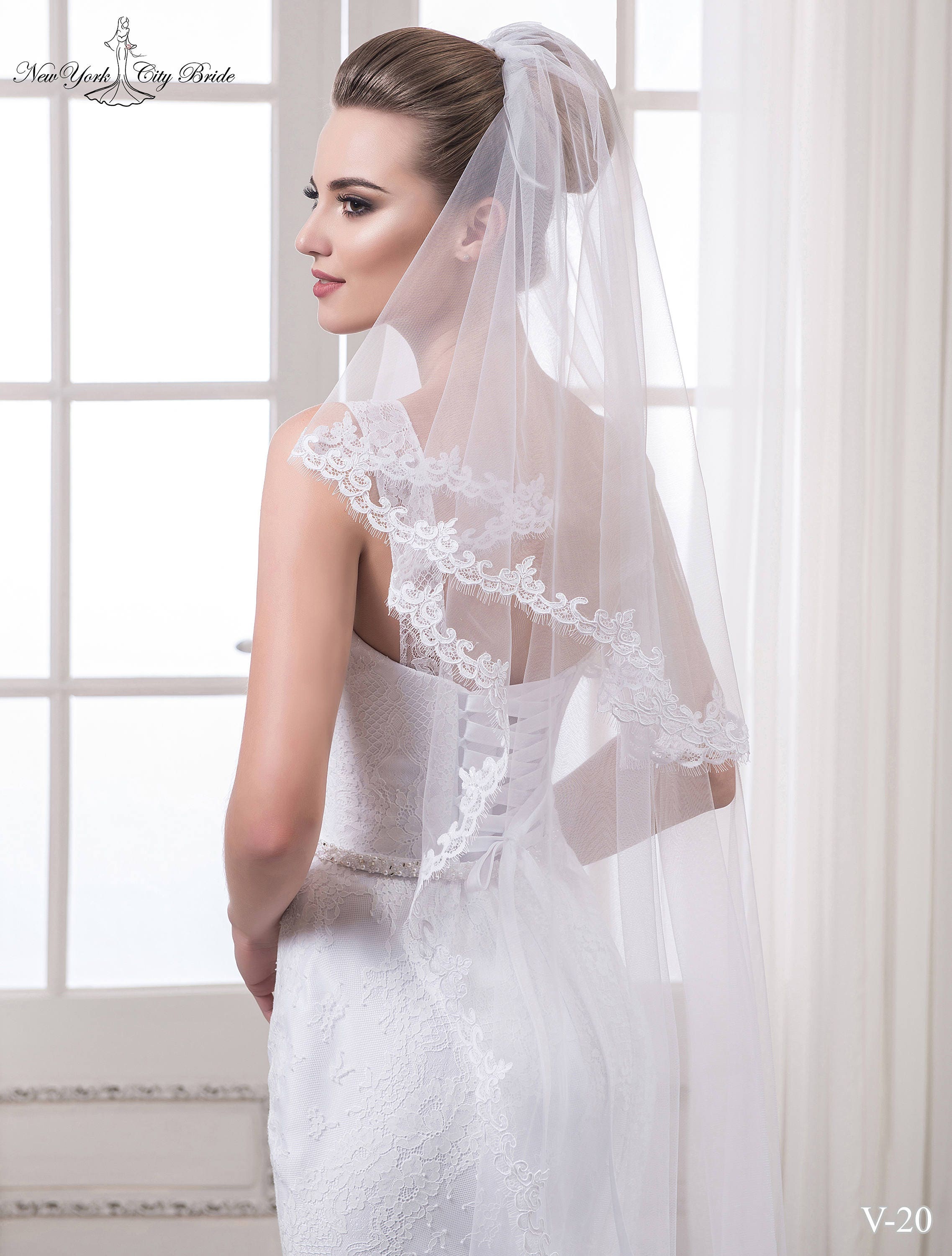 Veil Eva, two-tier veil all sizes,Bridal veil , White veil , Ivory veil, .....