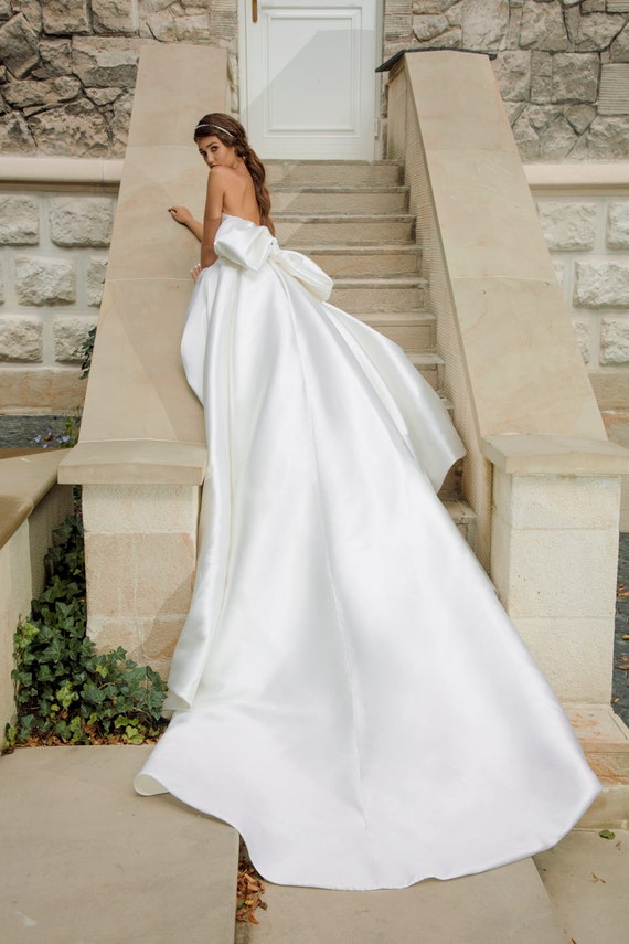 Ball Gown Wedding Dress Marisa Size 8 in Stock, Transformer Wedding Dress, Wedding  Dress With Bolero, Ivory Wedding Dress -  Canada