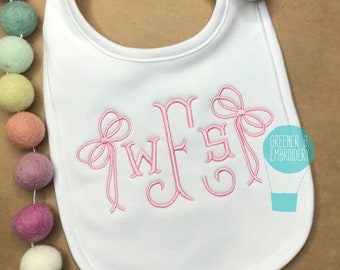 Babero de monograma de niña / babero con monograma / babero personalizado / bordado de arco / babero de arco de niña / regalo de ducha de bebé / regalo de niña bebé / babero de bebé