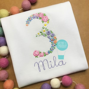 Chemise d'anniversaire florale pour fille / Fleur d'anniversaire / Anniversaire dans le jardin / Anniversaire de printemps / Premier anniversaire de la chemise / Anniversaire fille personnalisé