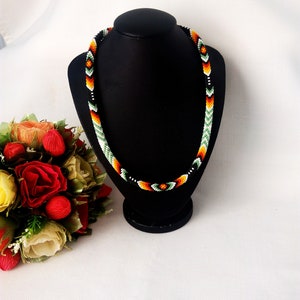 Native American Indian Bead Necklace Ethnic Thin Rope Green Boho Bead ...