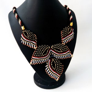 Jewelry Beads Necklace Black Red Gold Beaded Embroidery Modern Design Openwork Choker Jewelry Leaf Bright Necklace Women Unusual gift