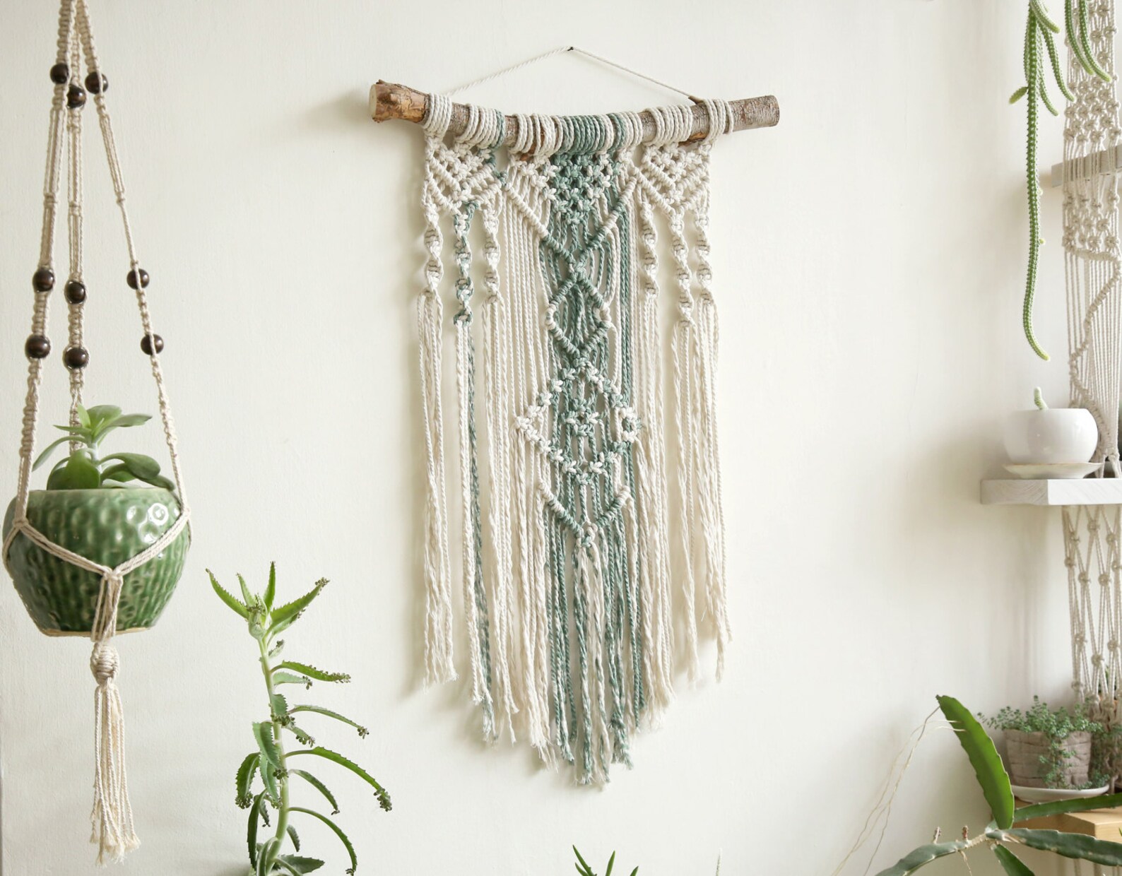 Интерьерное макраме. Красивые панно макраме. Рукоделие макраме. Macrame wall hanging штора мк. Современное макраме.