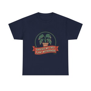 Camiseta "Mãe de Plantas" | Humor para quem se torna pai ou mãe de planta pela primeira vez | Presente perfeito para novas mamães imagem 7
