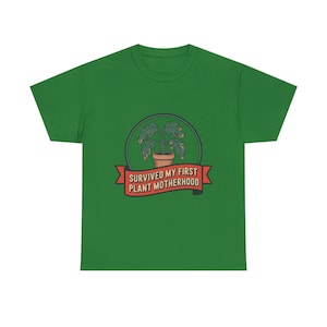 Camiseta "Mãe de Plantas" | Humor para quem se torna pai ou mãe de planta pela primeira vez | Presente perfeito para novas mamães imagem 4