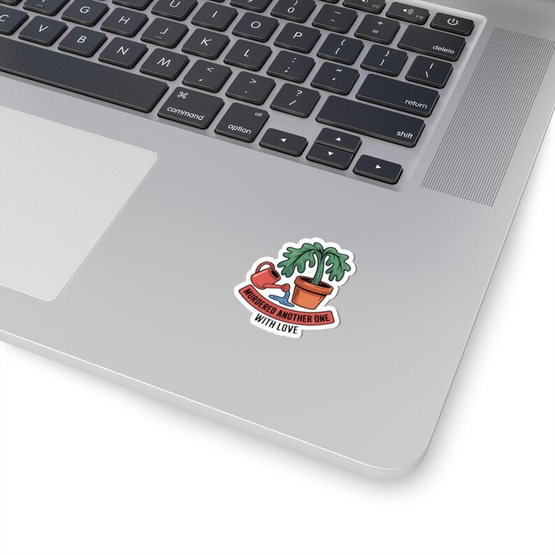 Adesivo per genitori di piante / Umorizzato un altro con amore: annaffiature eccessive - Umorismo / Borraccia per laptop - Regalo immagine 1