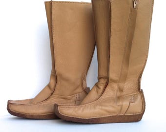 JOHN FLUEVOG Loafer Moccasin Boots Size 7 Women's