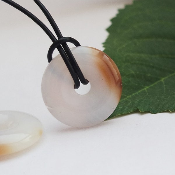 White Agate Stone Crystal Necklace/Circle White Agate Necklace/White Milky Agate Donut Pendant/Natural Crystal Healing/Mans Surf Pendant