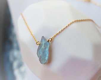 Dainty Labradorite Necklace - Raw Labradorite Necklace - Raw Stone Necklace - Labradorite Necklace - Rough Crystals - Choker Necklace - Gift