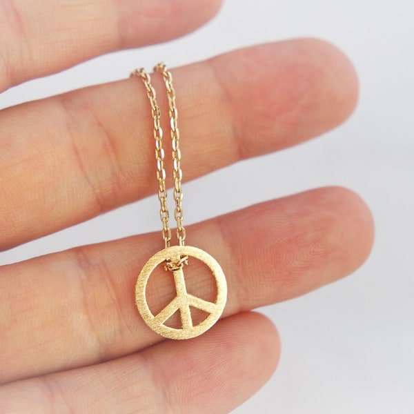 Collier de charme de paix d'or - collier de signe de paix - signe de paix d'or - collier de symbole de paix - petit tour de cou de signe de paix - cadeau pour elle - Dainty