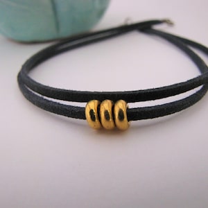 Double Faux Suede Choker/Gold Circle Choker/Choker Necklace/Thin Choker/3 Gold Ring Delicate Choker/Dainty Leather Choker/Boho Jewelry/Gifts