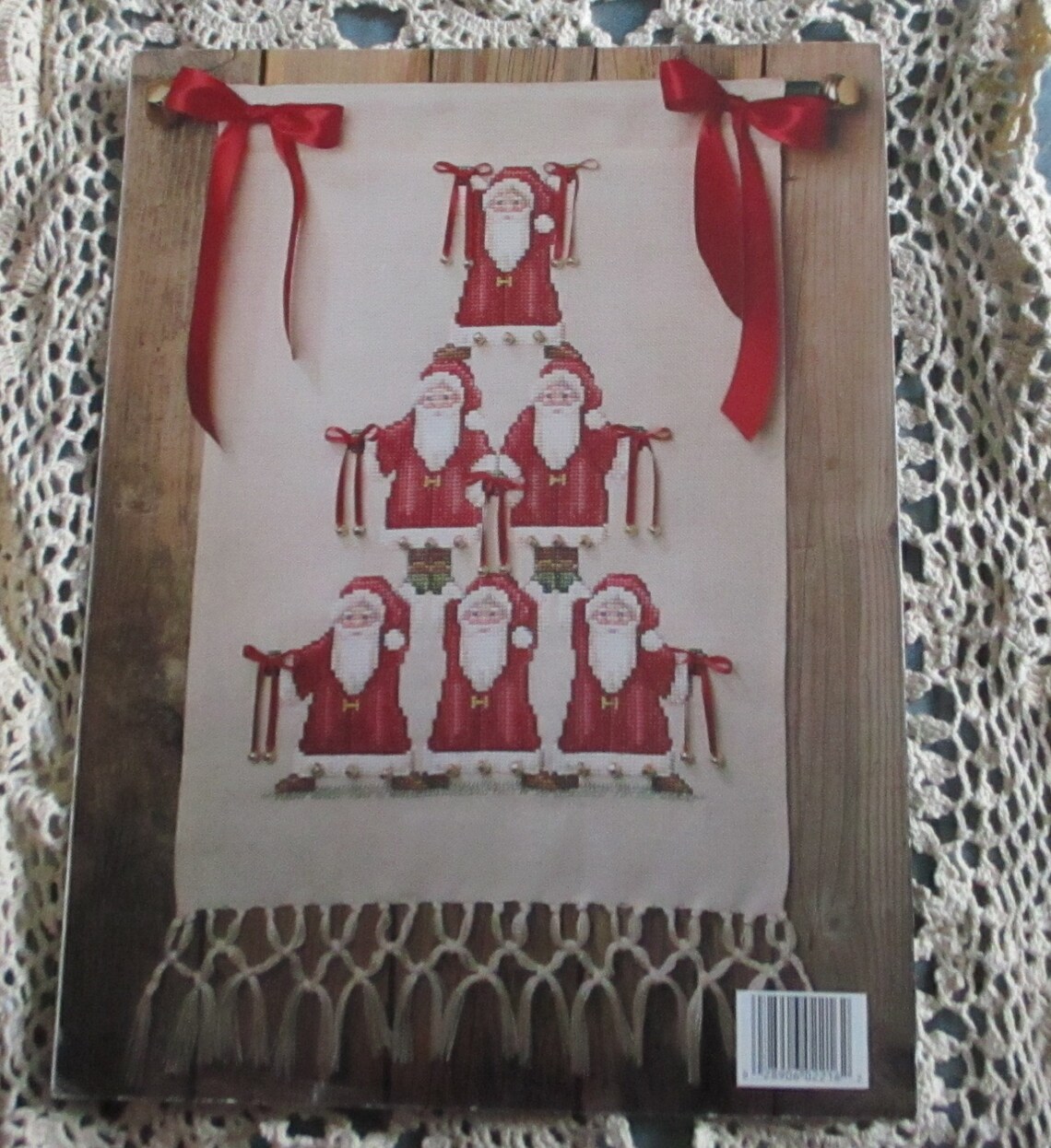 Leisure Arts Leaflet 2216 Stack O Santas Cross Stitch Pattern Etsy