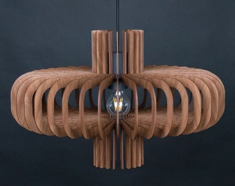 Suspension HDF en noyer : style scandinave moderne