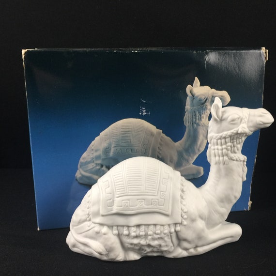 Avon Nativity Collectibles The Camel 1984 Christmas Porcelain Figurine w/ Box 