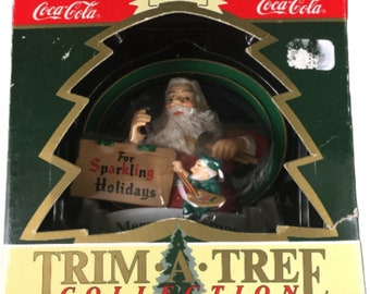 Ornamento Coca Cola Babbo Natale e dipinto Elfo per vacanze scintillanti Taglia un albero Collezione Vintage 1994 Buone vacanze Ricordo di Natale