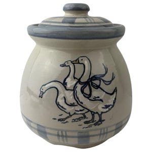 Louisville Gaggle of Geese Pot Belly Medium Lidded Canister Cookie Jar 7 3/8" Stoneware Gingham Blue Made in USA Vintage